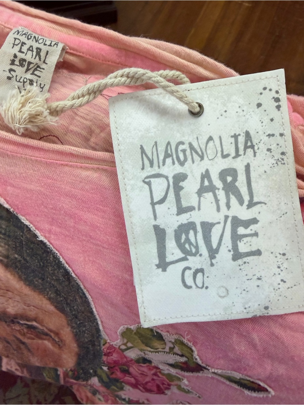 RARE NWT Magnolia Pearl Applique Sitting Bull T-Shirt - Picture 11 of 12